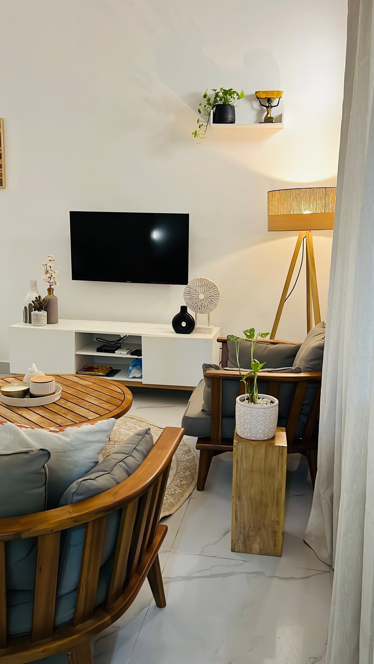 Bel appartement Boho à Akpakpa