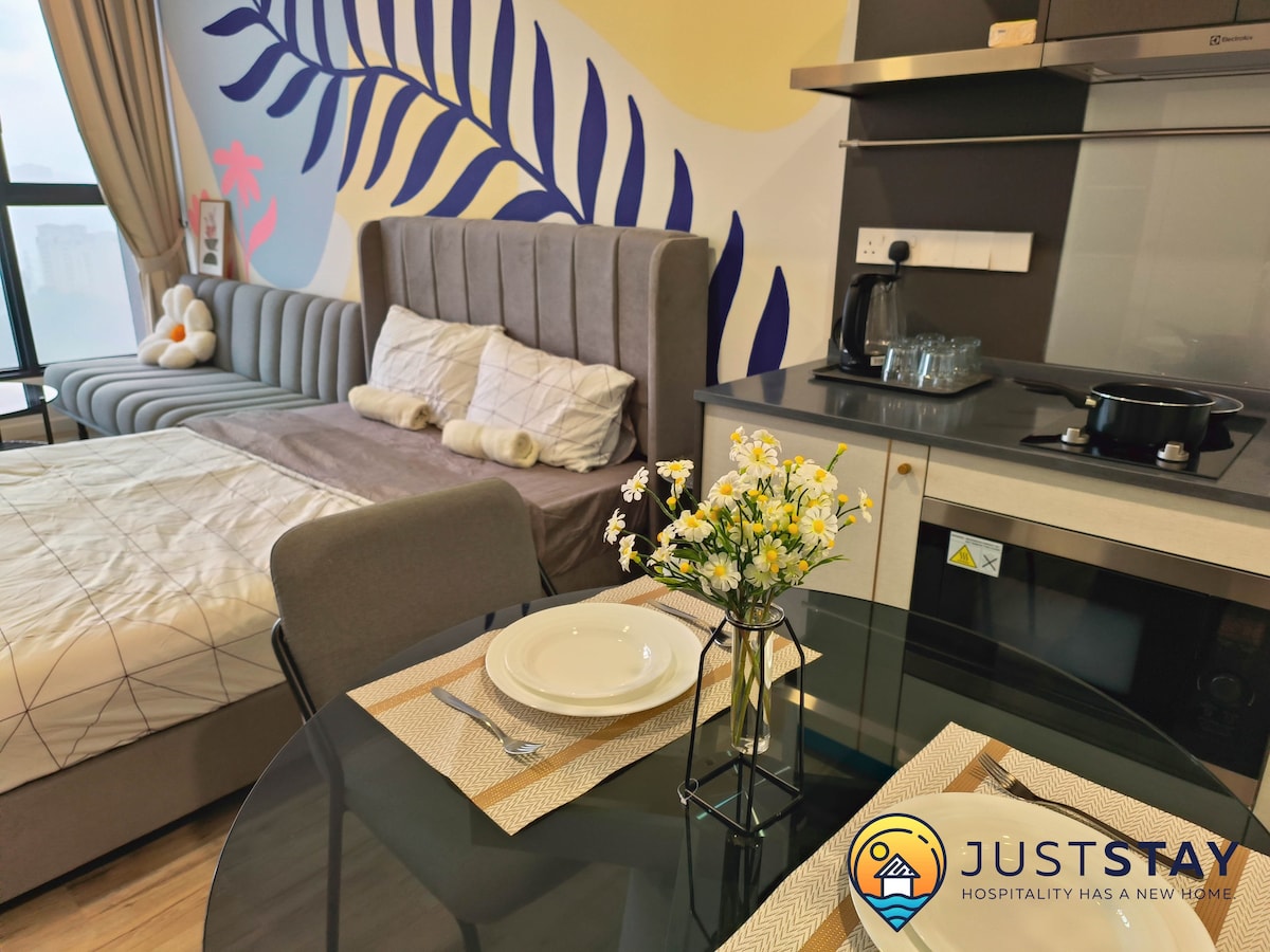 Mid-valley | Studio by JustStay