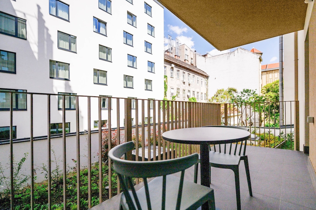 limehome Budapest|1BR Suite+balc