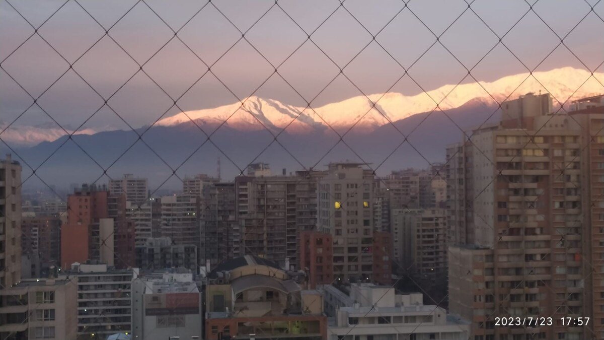 圣地亚哥中心（ Santiago Centro ）的壮丽景色，适合4人入住