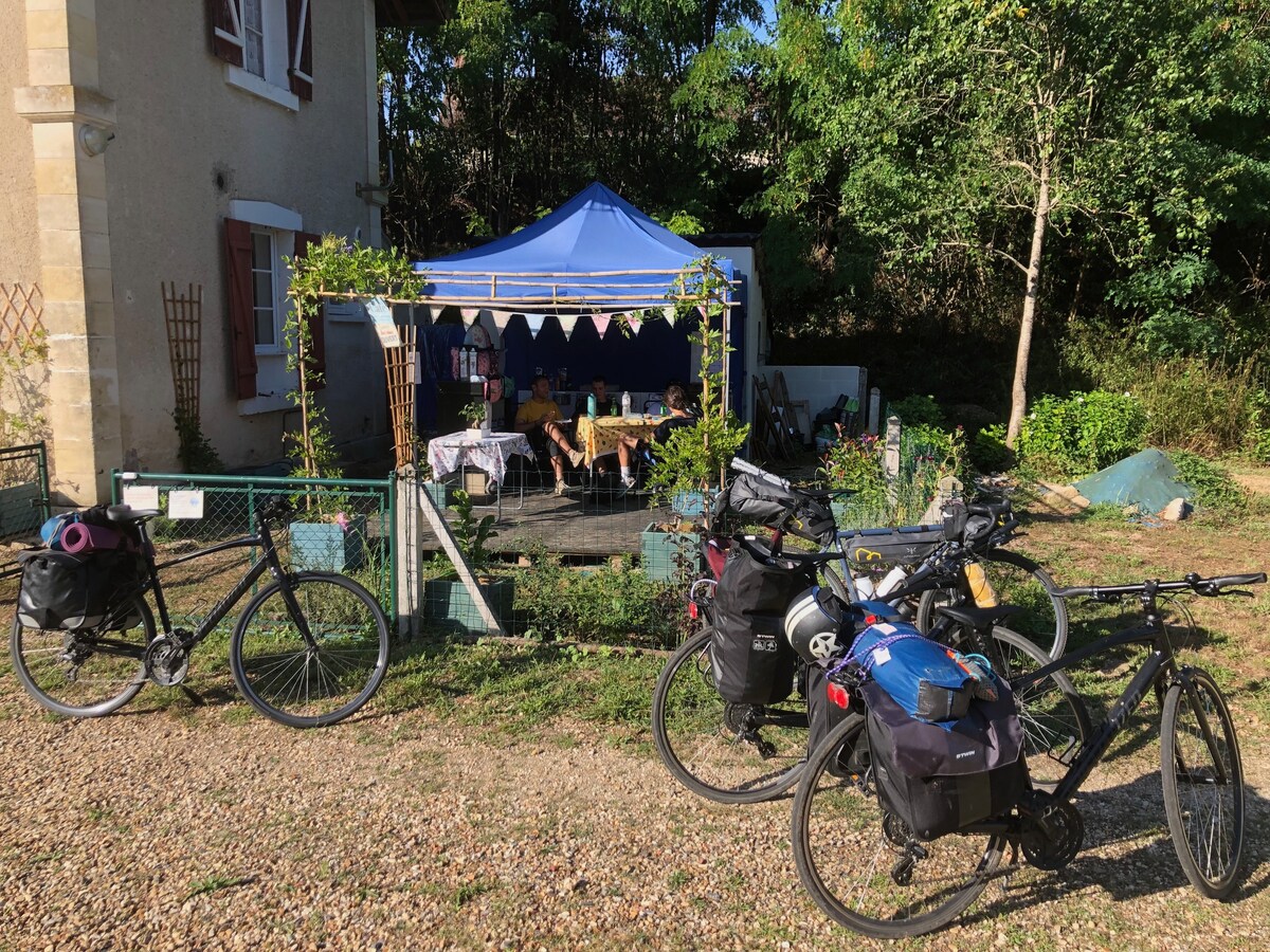 (pitch only) biker tent ecluse 21 Briare Canal