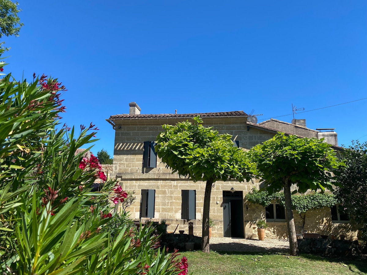 Typical Girondine House,  private pool.