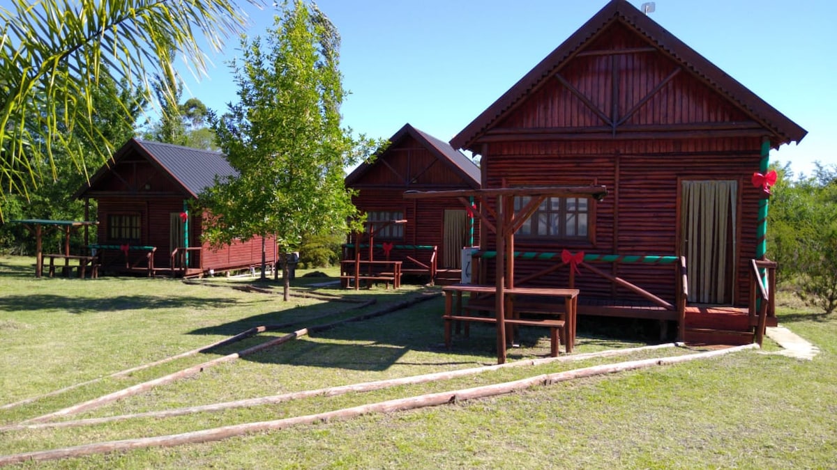 Cabañas Senderos del Ñandubay (Cabaña 1), San José