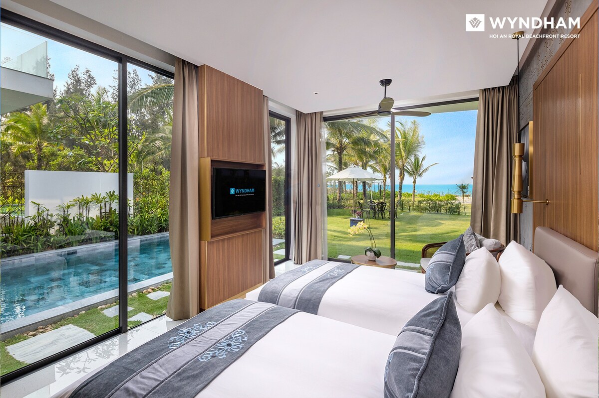Luxury Beachfront Villa | 3BR
