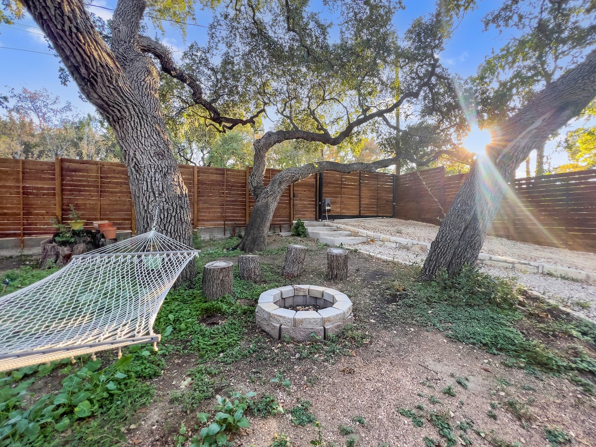 Hidden nature gem in heart of Austin - sleeps 6!