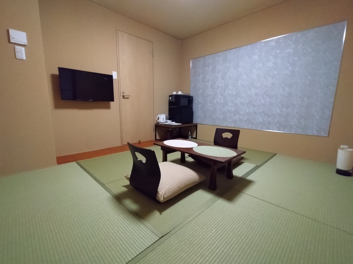 Uguisu是每个房间2人的价格。
