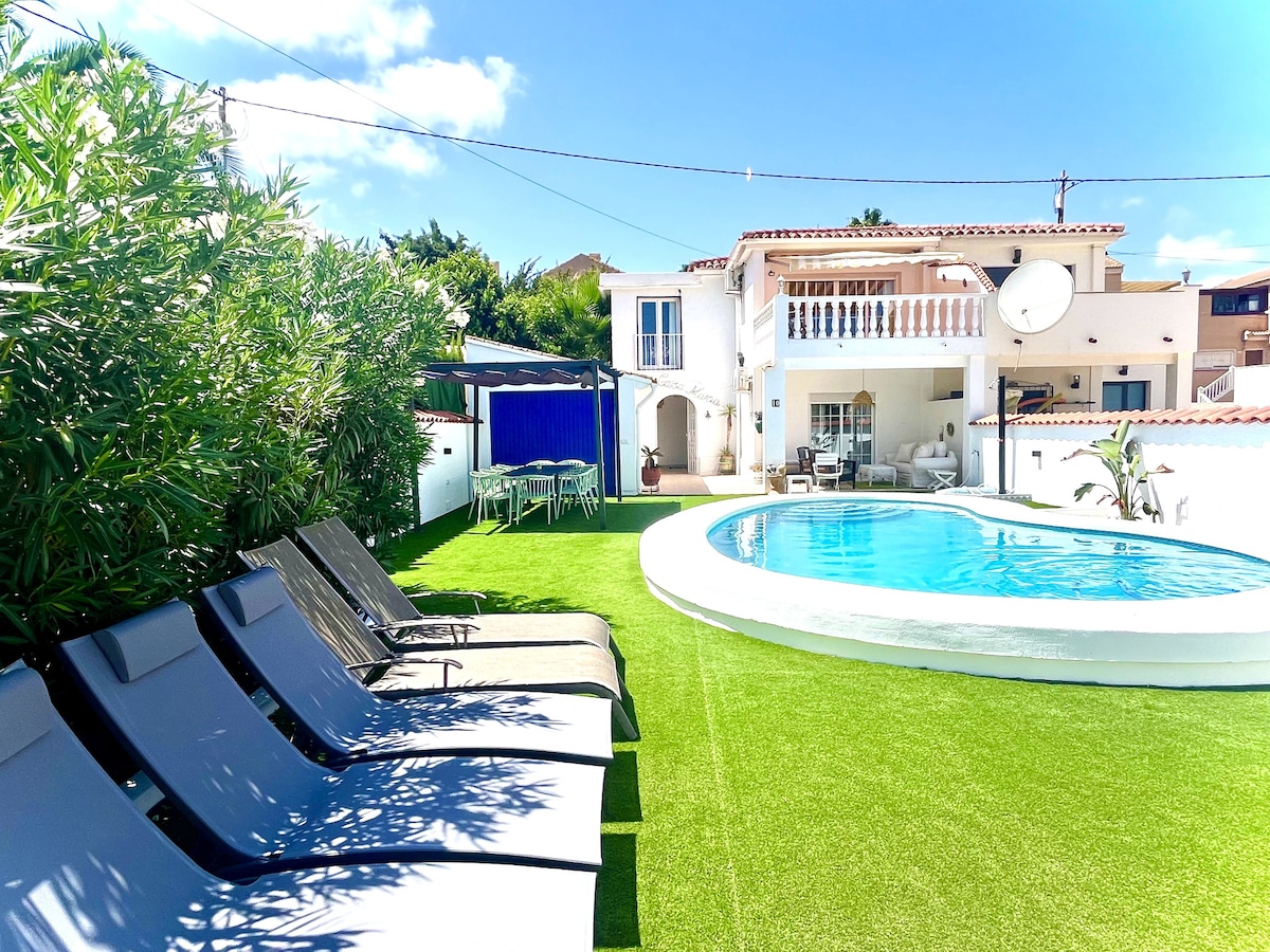 Villa Maria with private pool