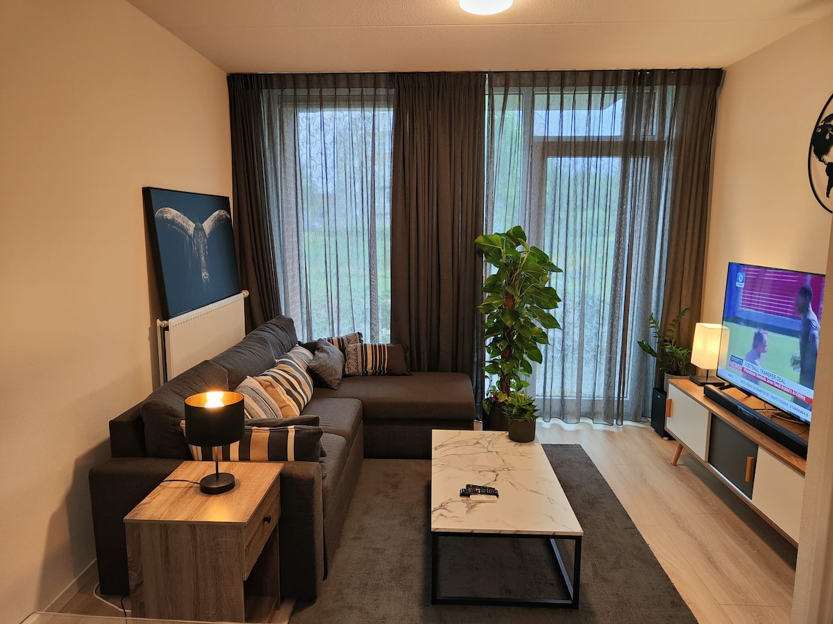 1 Bdrm - Fully Furnished Aptm