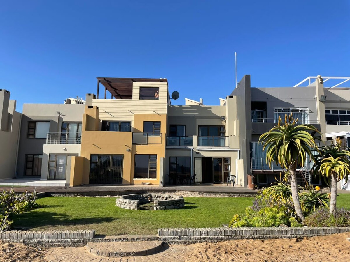 Namibia Coastal Retreat