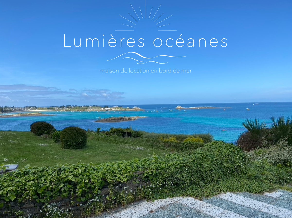 Villa lumineuse en bord de mer