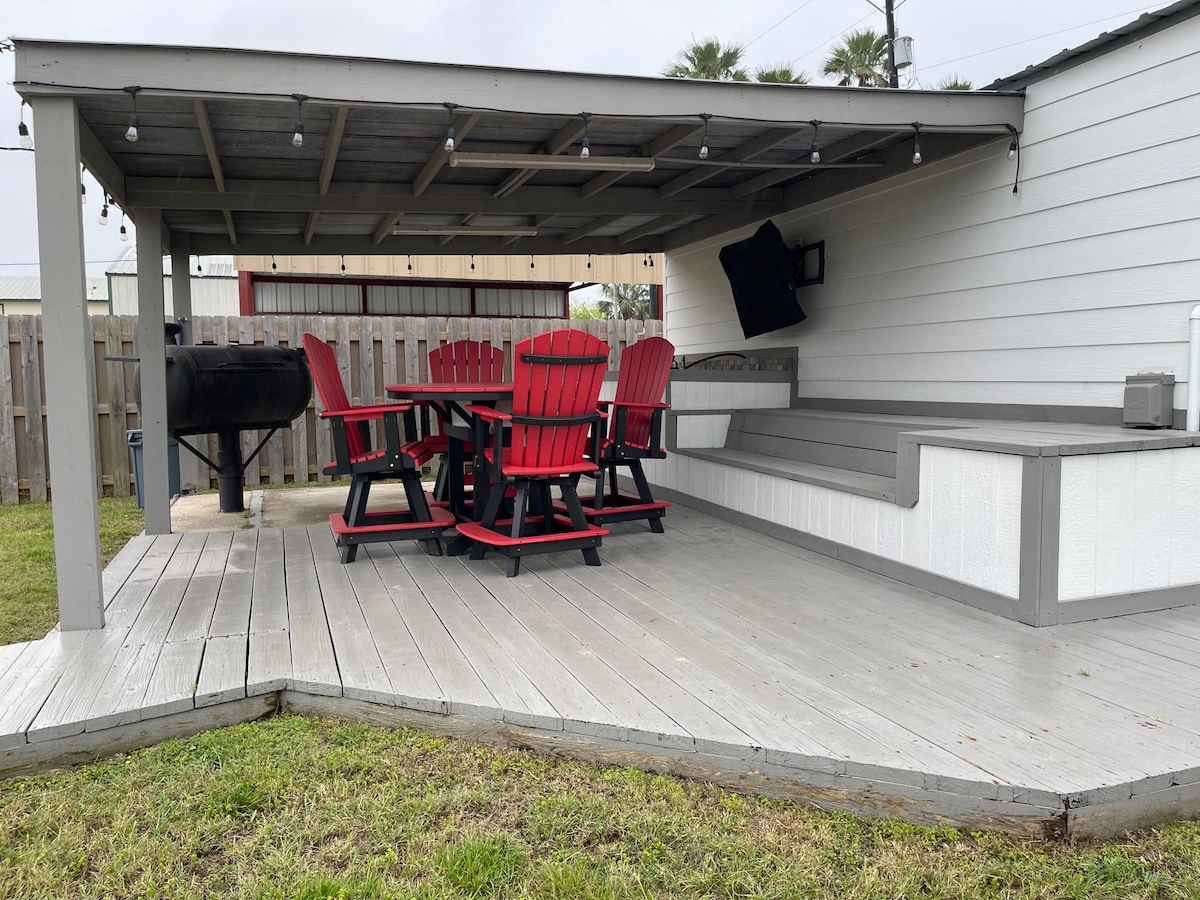 Recent Renovation - Well Stocked - Near Boat Ramp