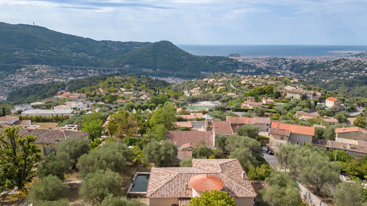 Maison sur les collines niçoises