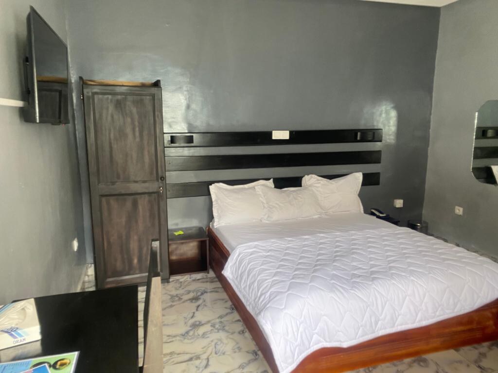 VIP Chambre Meublee / GuestHouse Douala