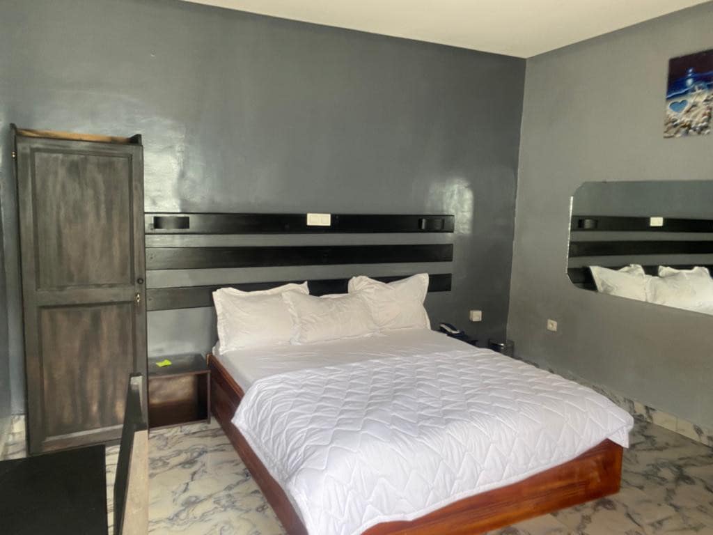 VIP Chambre Meublee / GuestHouse Douala