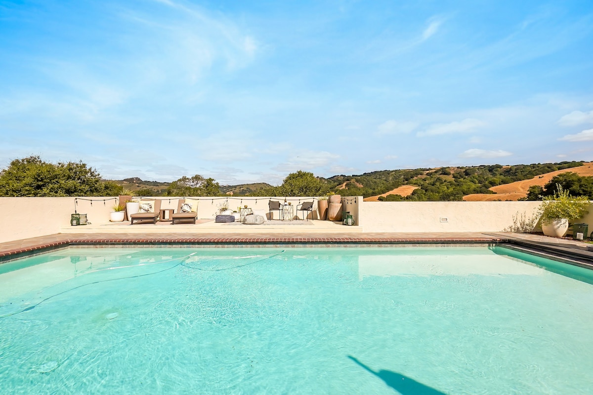 Trailside Home, Panoramic Views