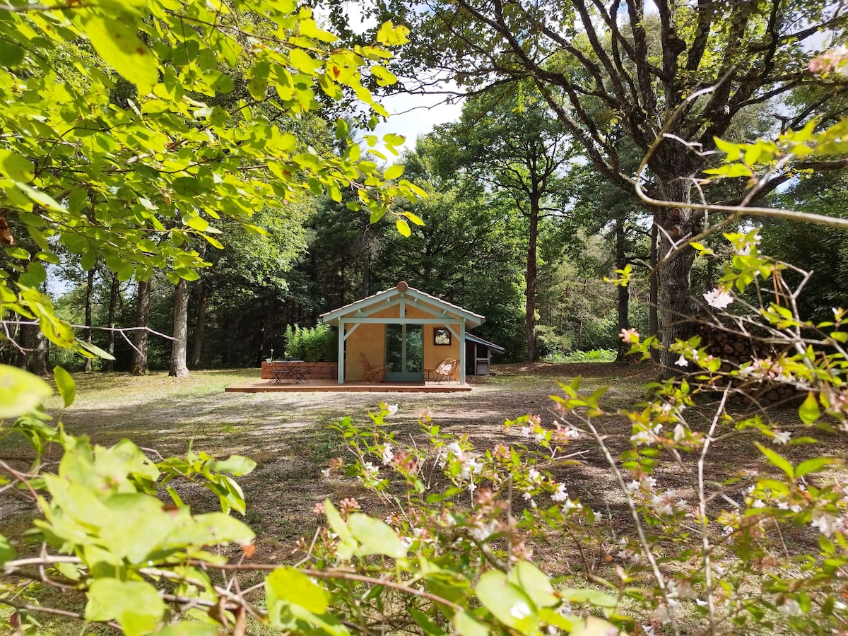 Maison dans un écrin de verdure