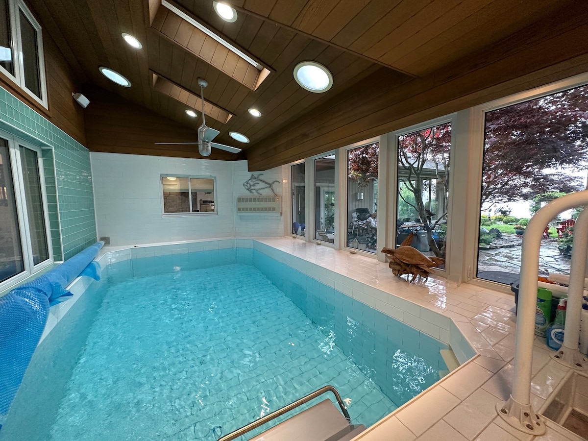 Wind inthe Willows-Luxury Lakefront Spa for Two