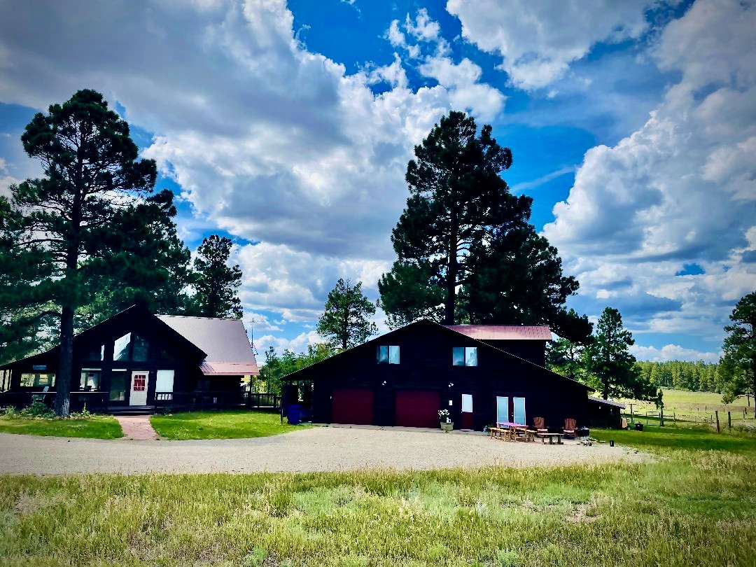 Mountain Farm Guesthouse ， 20分钟到Mesa Verde