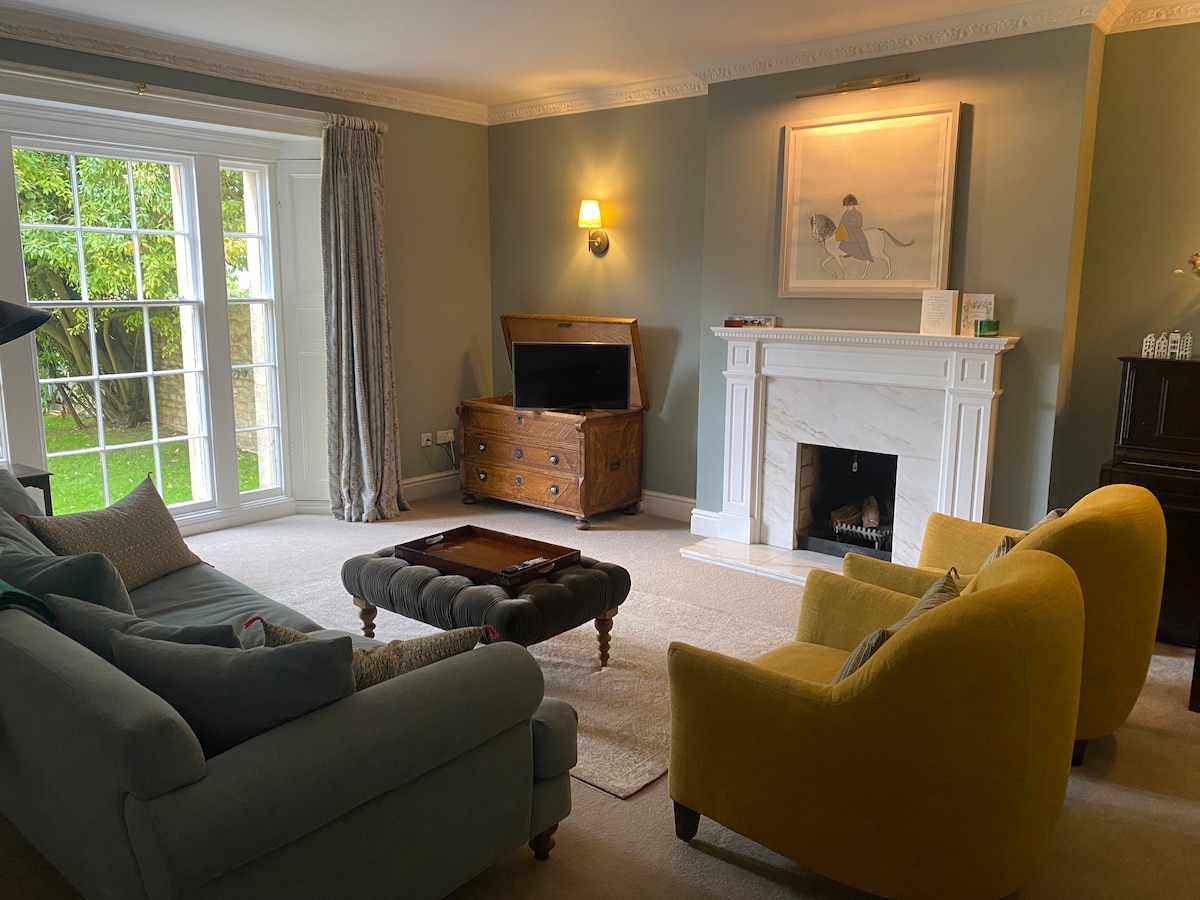 Elegant Georgian Grade II listed house - sleeps 8