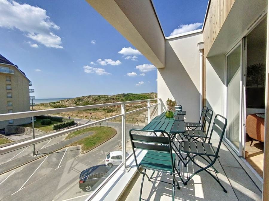 Apartment sea view and top floor for 5 people