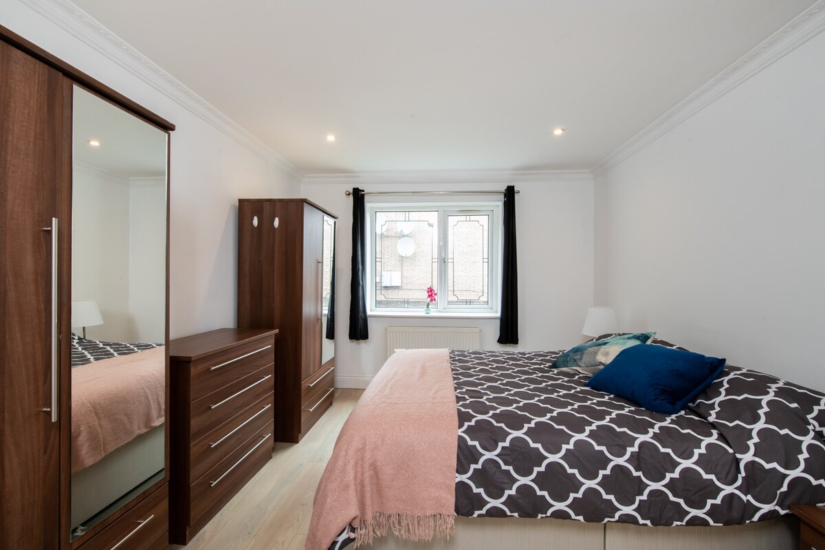 Cozy 2-Bedroom Flat in Battersea