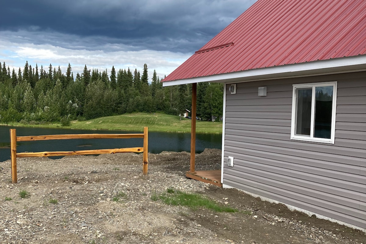 North Pole Lakeside Cabin #6