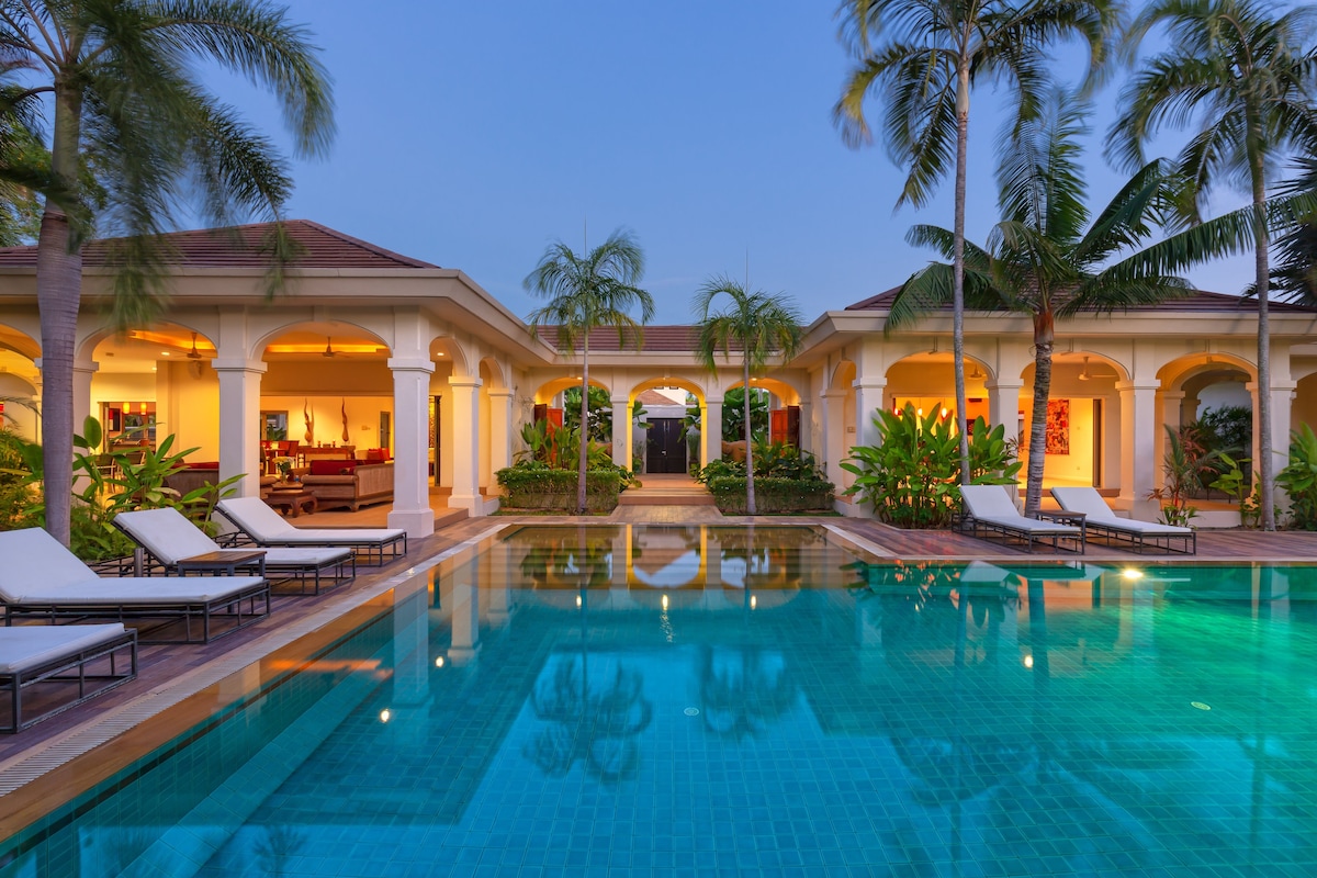 Sumptuous villa Nai Harn