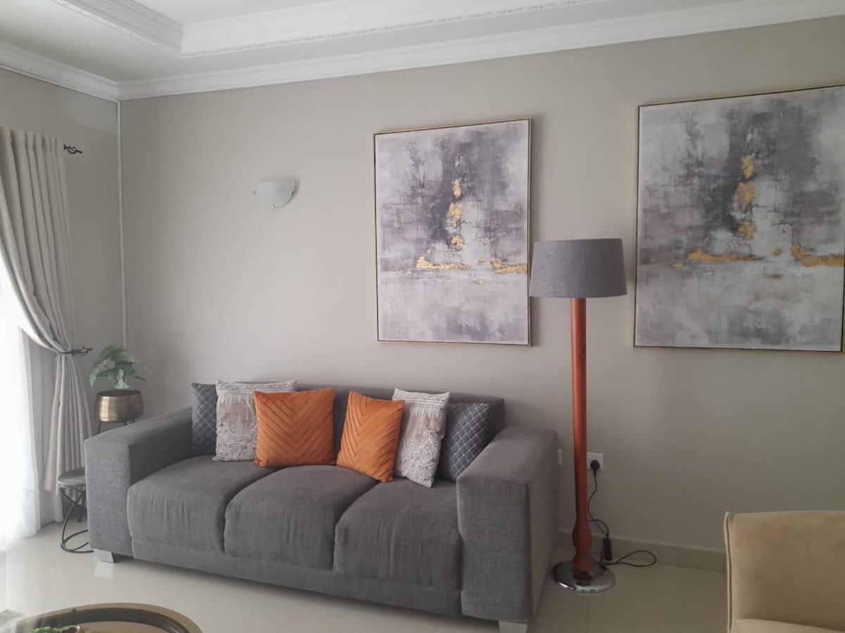 Roma, Lusaka, cosy and homely apartment