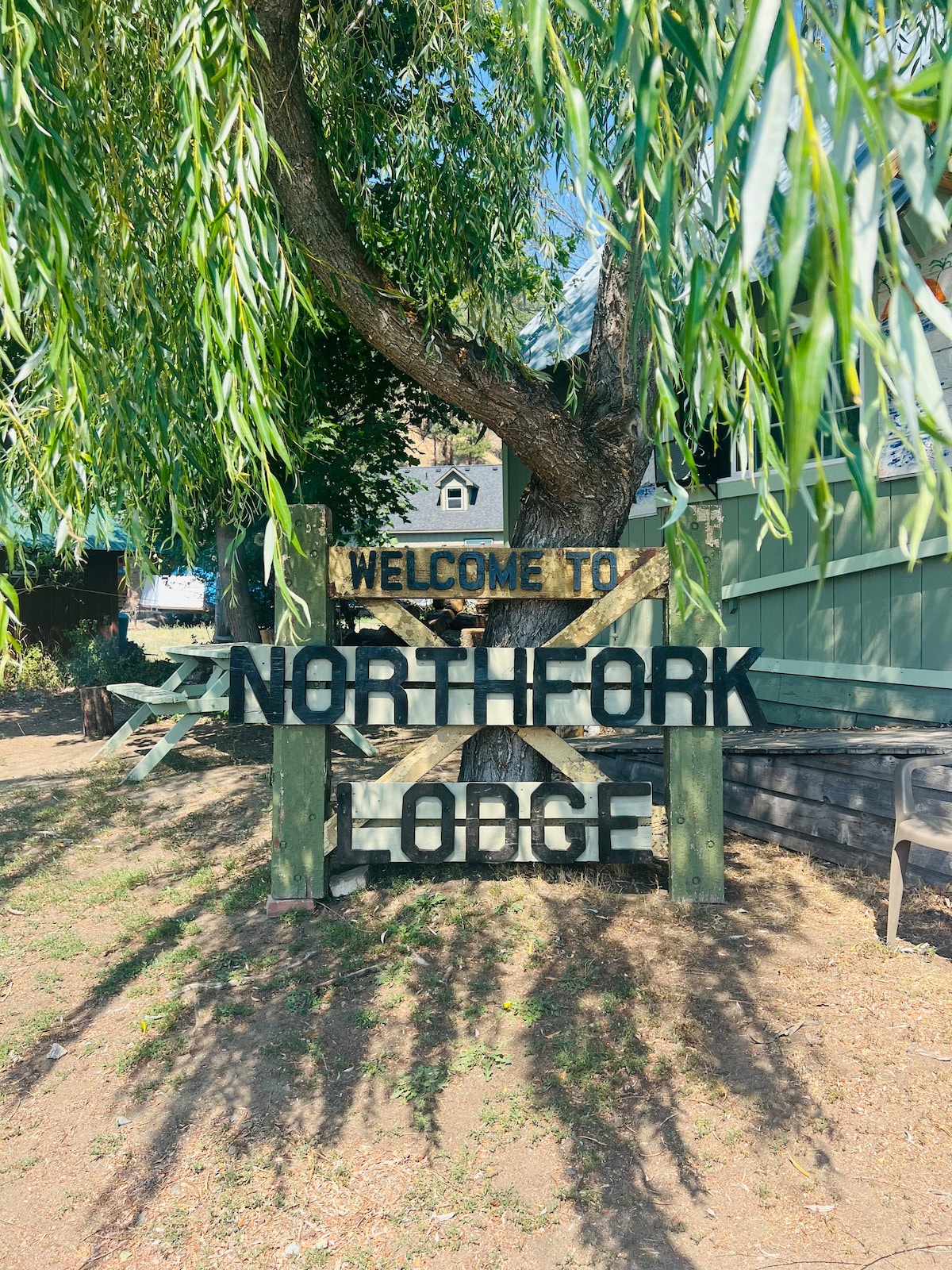 NorthFork Lodge Cabin #1 “The Willow”