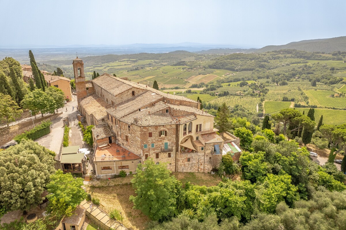 Luxury Attic in Tuscany+Incredible view and A/C