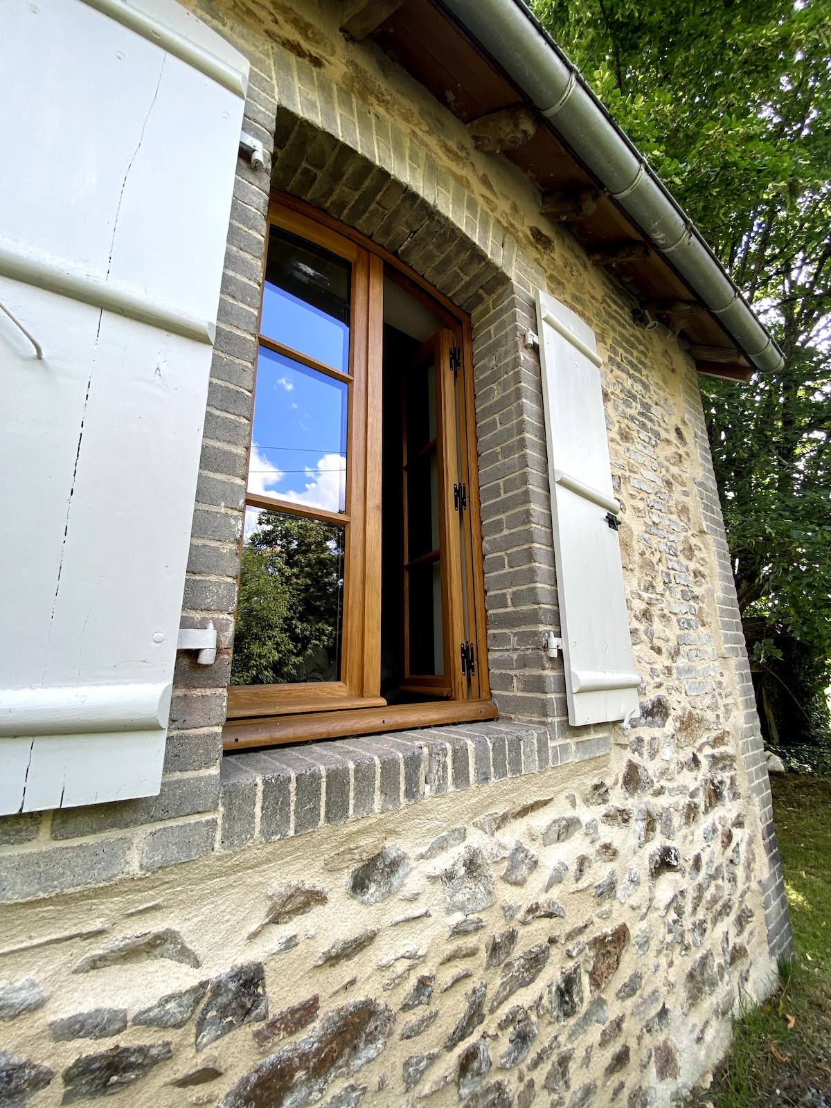 Carillon Farmhouse, Pompadour