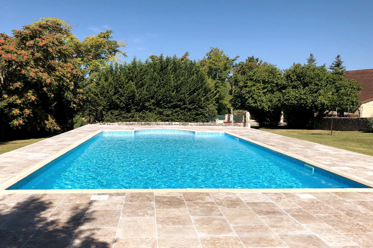 Maison avec Piscine et Parc au Château de La Côte