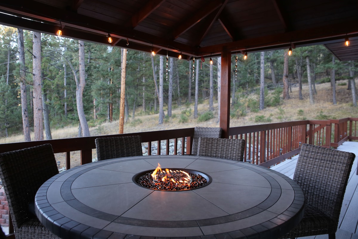 Cozy home in Evergreen, CO!