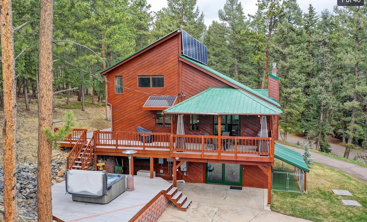 Cozy home in Evergreen, CO!