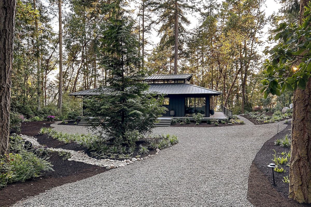 WabiSabi inspired teahouse and gardens retreat