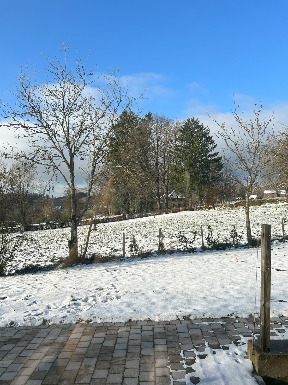 Logement - Vlessart/Léglise - forêt d'Anlier