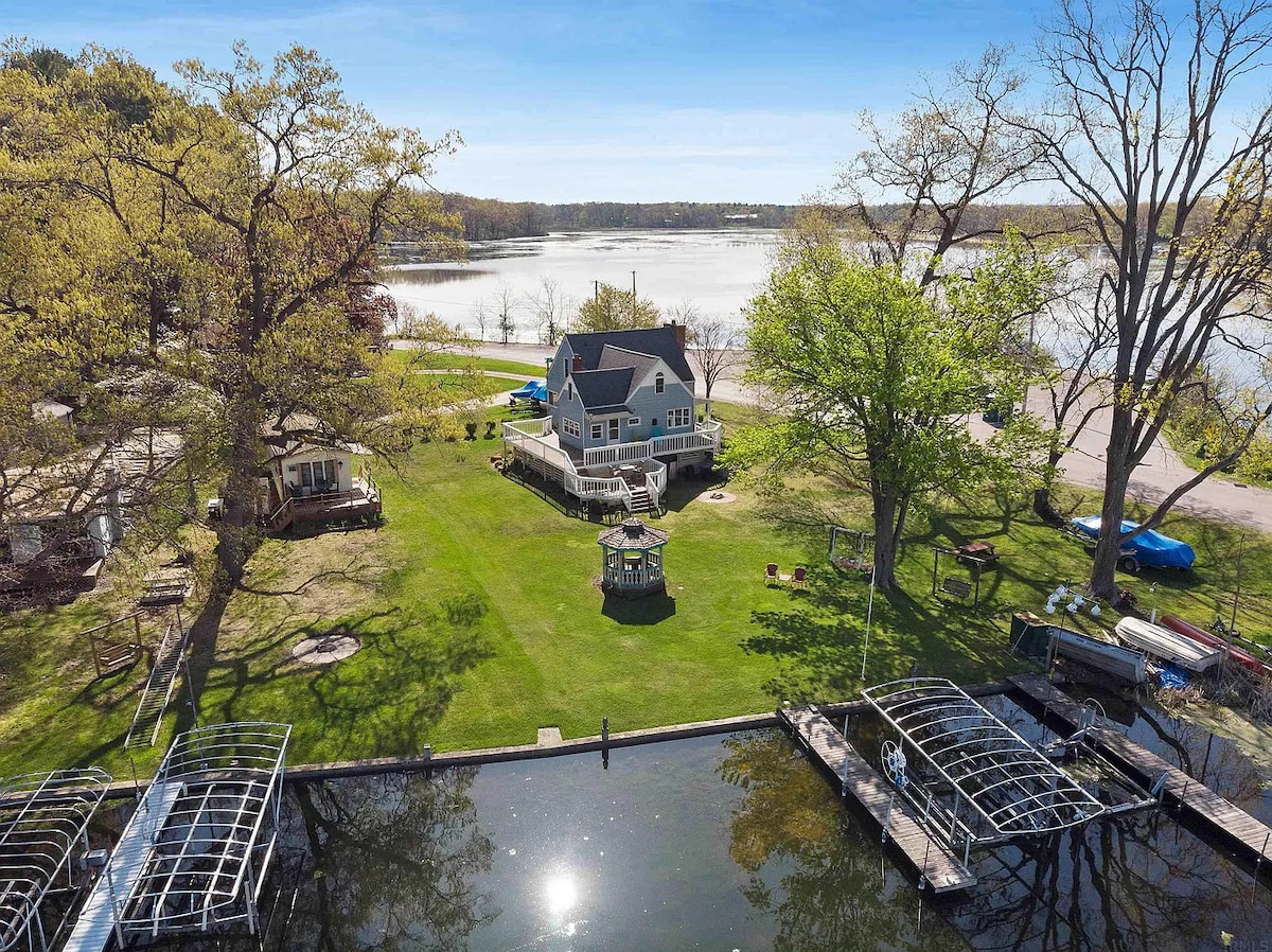 Paddlers and Anglers Paradise Webster Lake