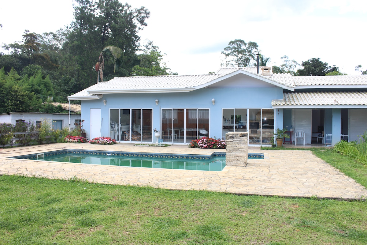 Casa de campo Cotia-aceita Pet