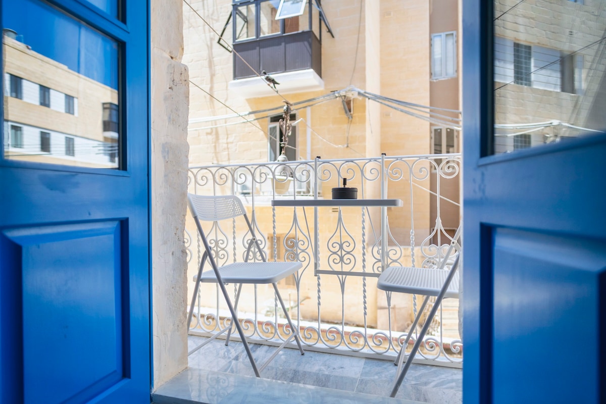 Balcony Boutique Suite Valletta - 2nd Floor (2A)