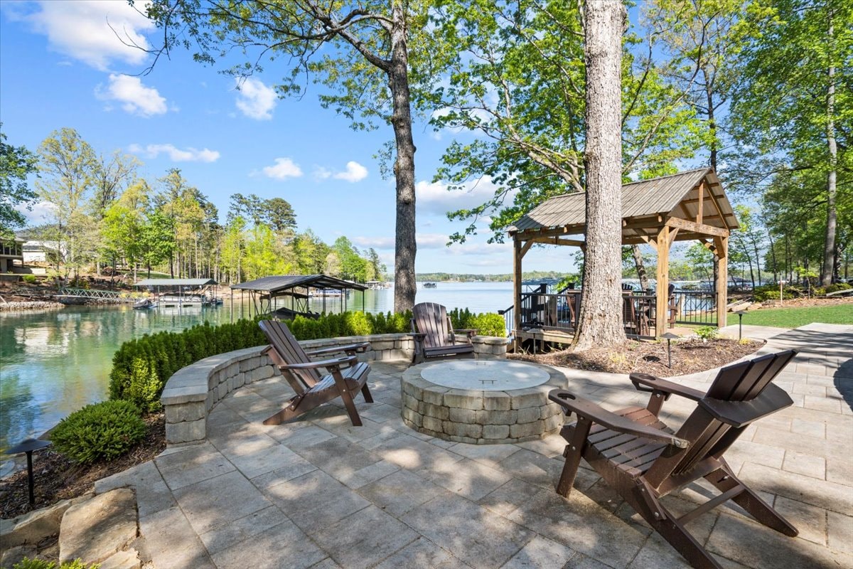 Casa Del Lago on Keowee