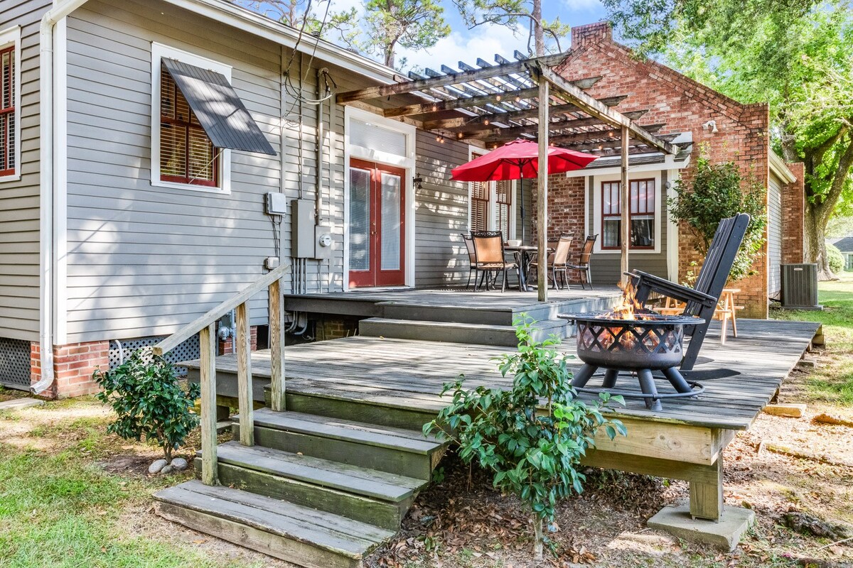 Family-friendly luxury retreat off Bayou Teche