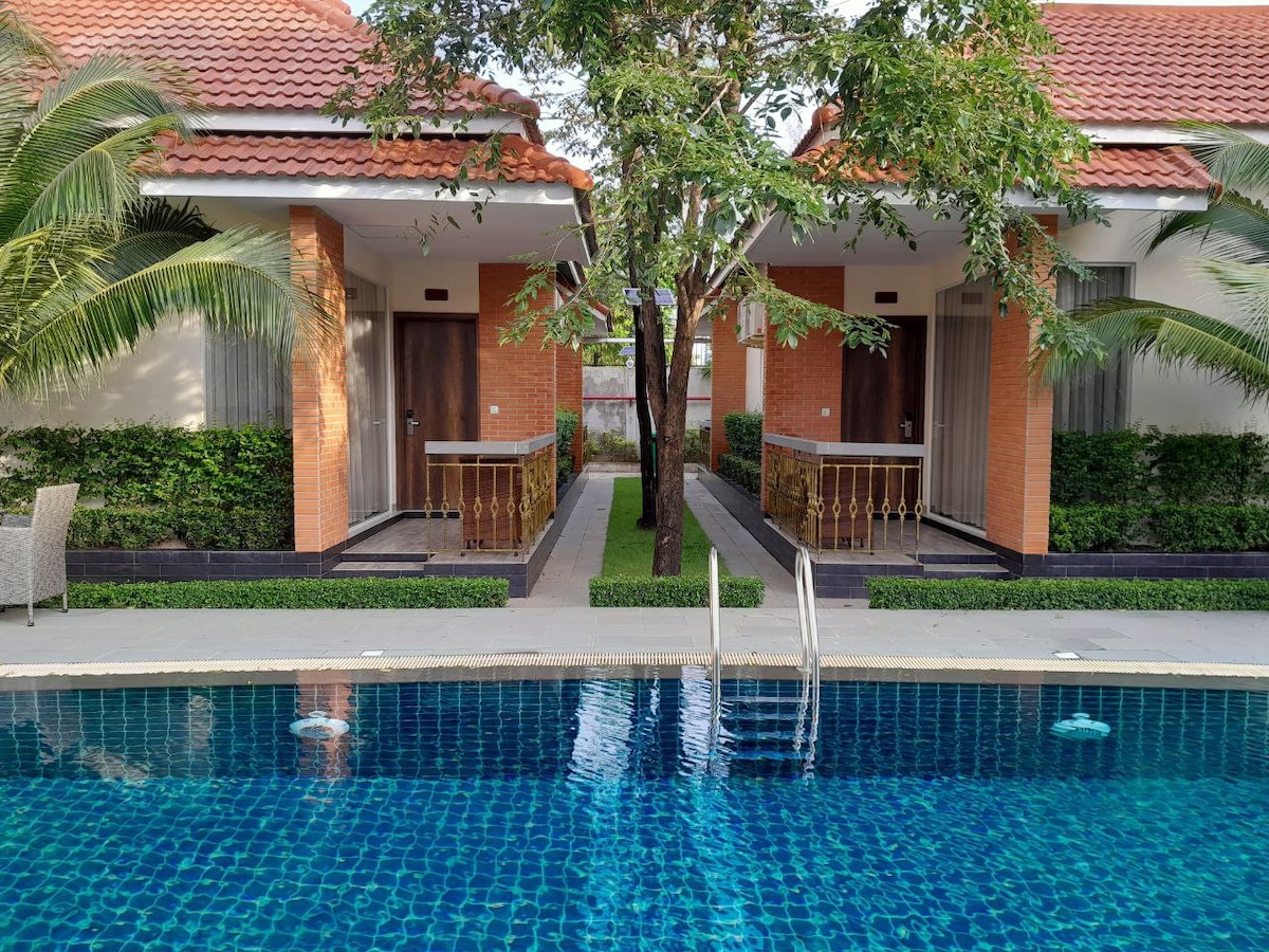 Villa Double Pool View Room