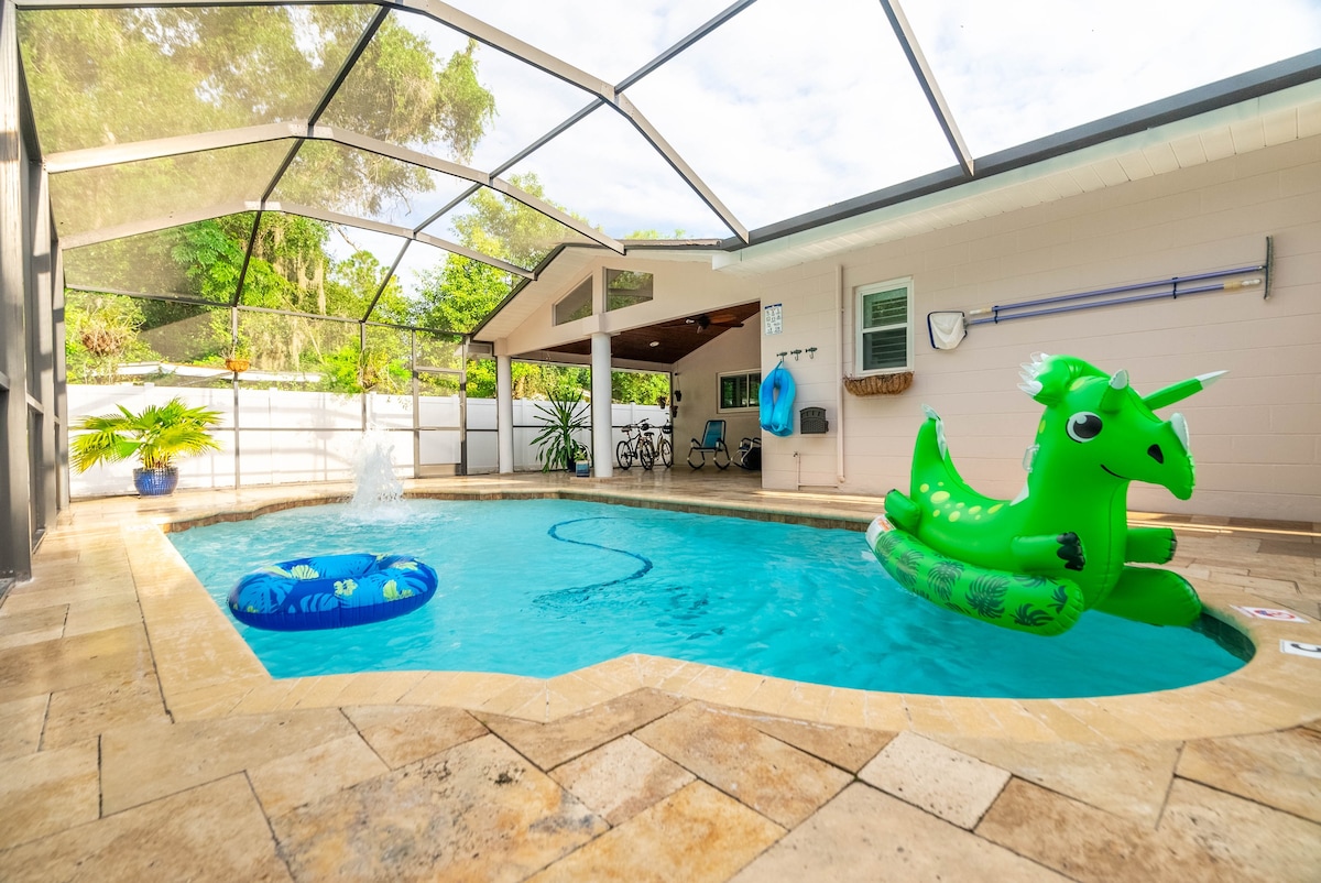 Tropical Tampa Oasis ~ Heated Pool