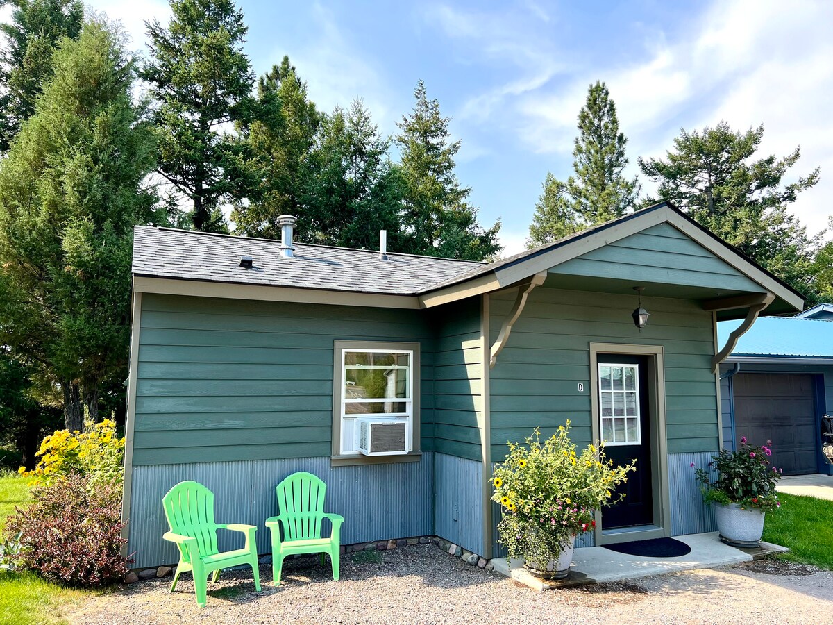 Dog Friendly Cabin With Mountain Views