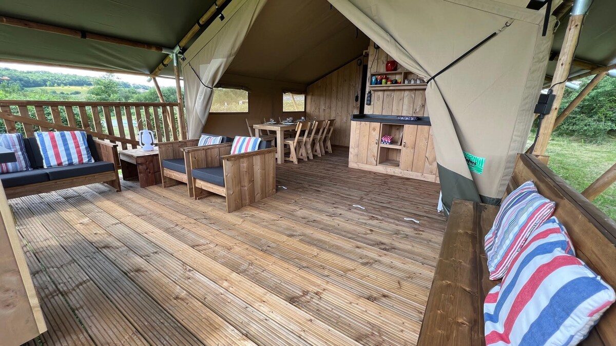 Domaine La Barbe: Luxe glamping tent 1