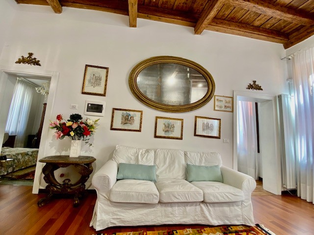Giorgione elegant apartment 2 bedroom’s 4 guests