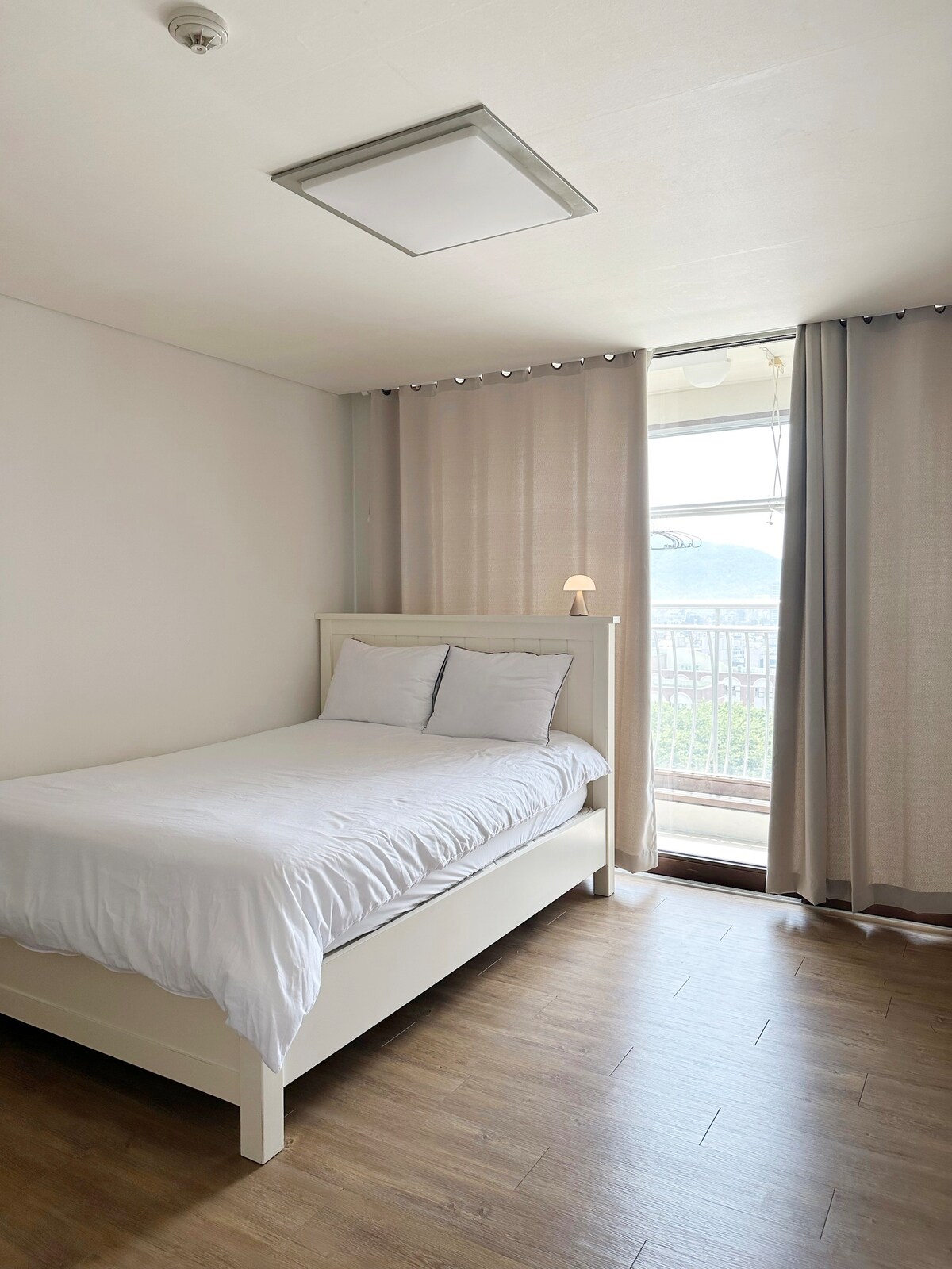 最好的江南现代高档渡轮， 3间卧室， 68平平全权公寓