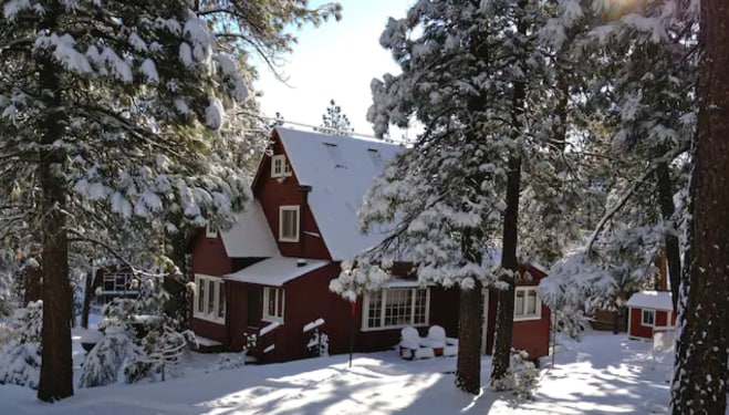 莱特伍德滑雪度假木屋和作家度假木屋