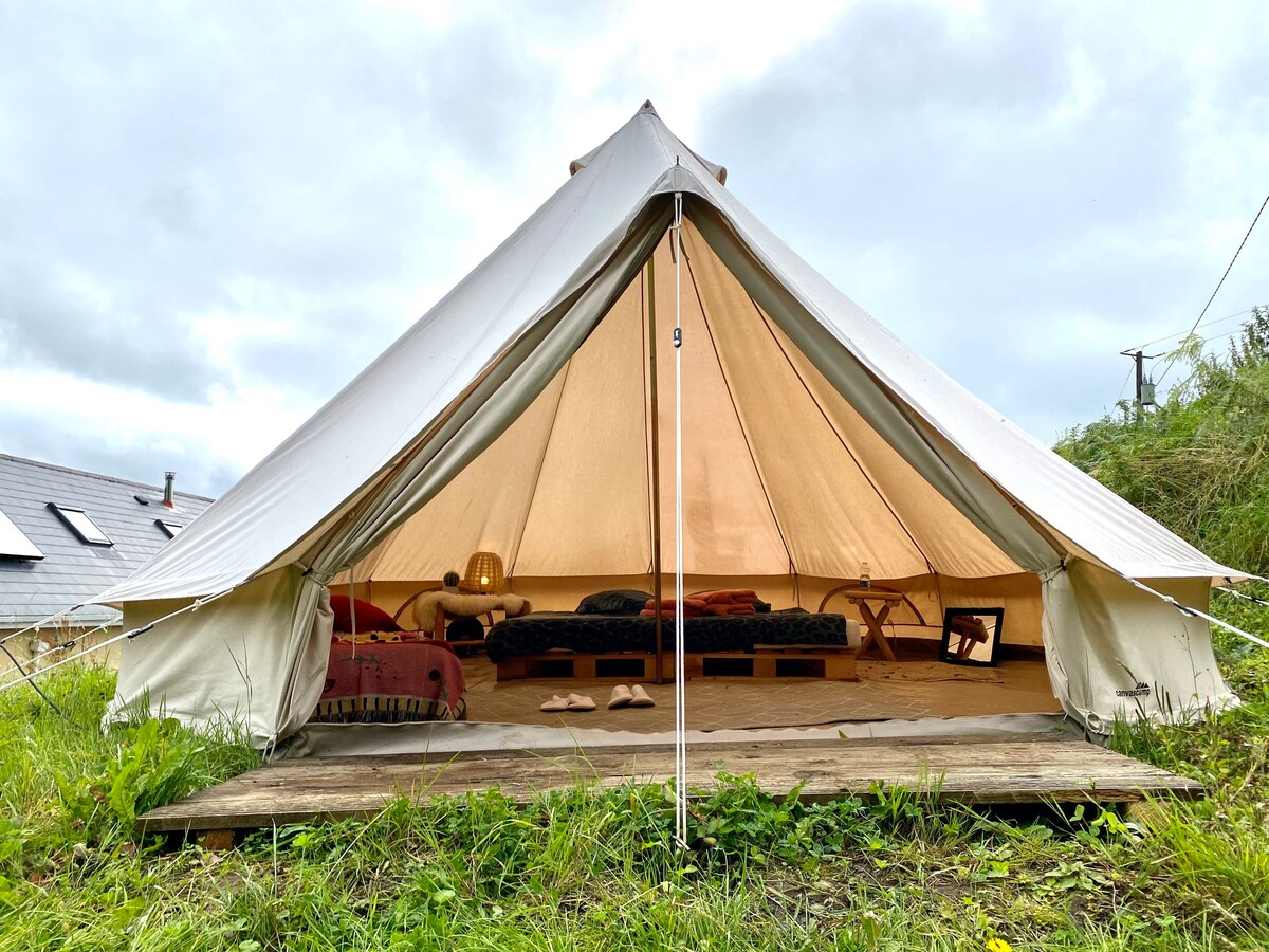Bikes, Beers, Bed and Breakfast Glamping tent
