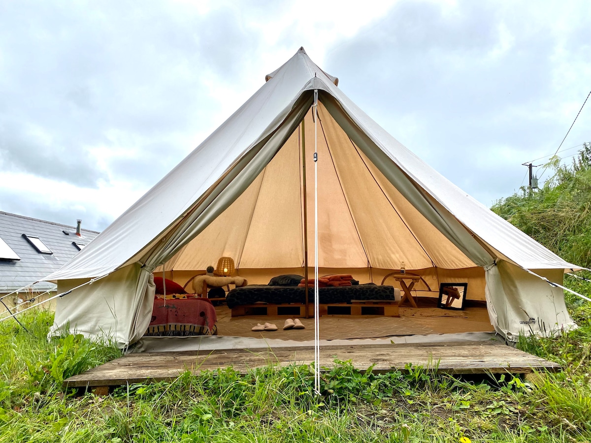 Bikes, Beers, Bed and Breakfast Glamping tent